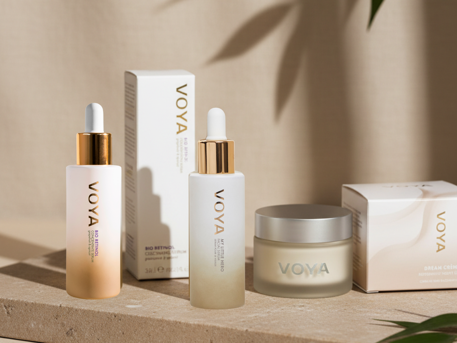 Pakke med Bio Retinol og My Little Hero serum samt VOYA nattkrem Dream Creme