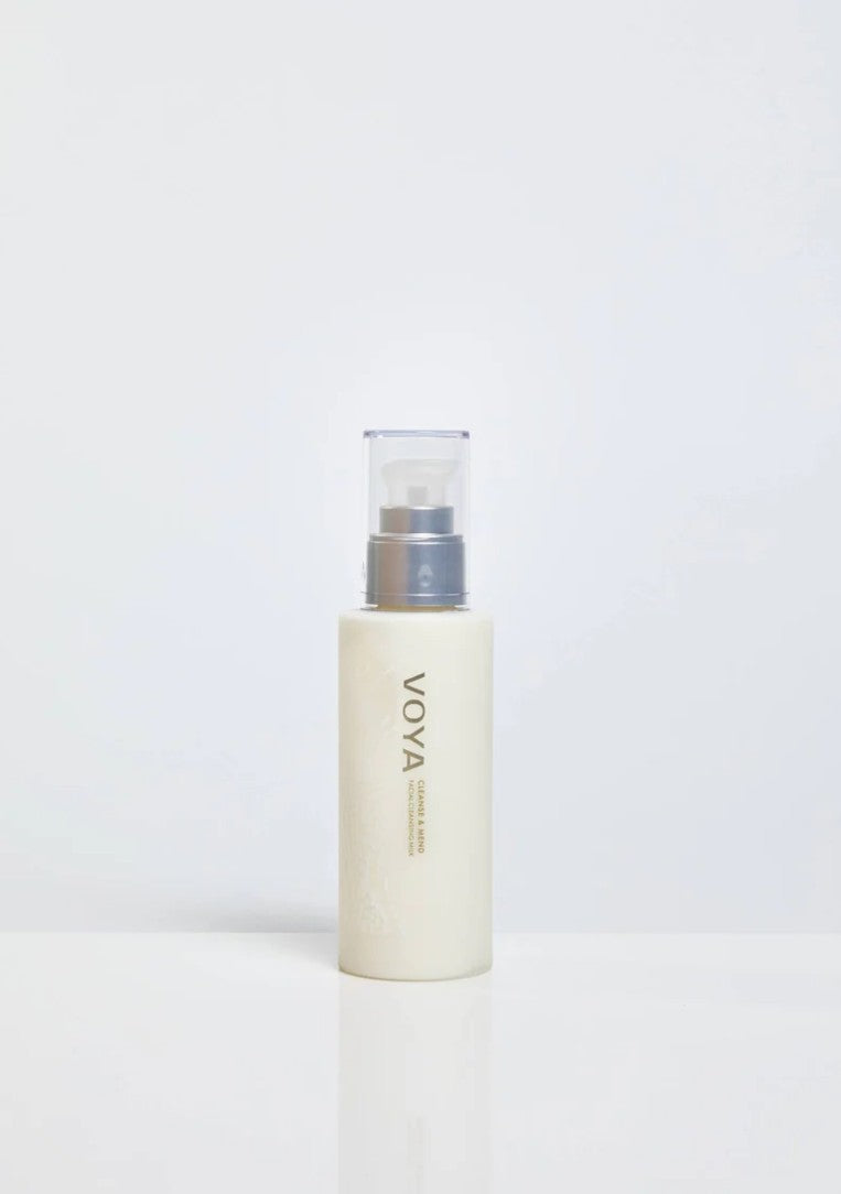 Ansiktsrens og sminkefjerner i ett – VOYA Cleanse & Mend for skånsom hudpleiesensitiv hud