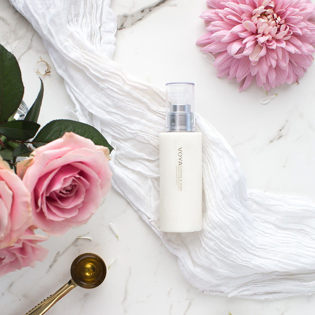 VOYA Cleanse & Mend – økologisk ansiktsrens som fjerner sminke og pleier sensitiv hud