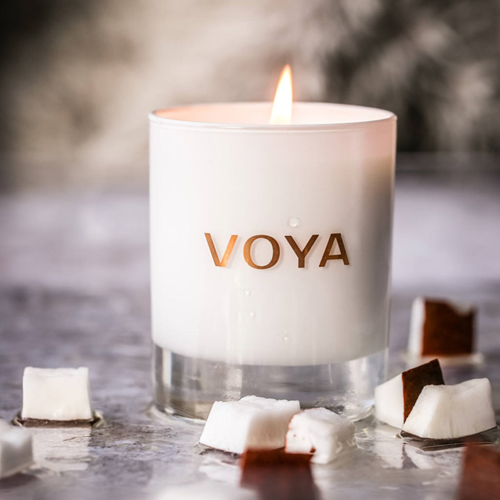 Voya duftlys kokos og sjasmin